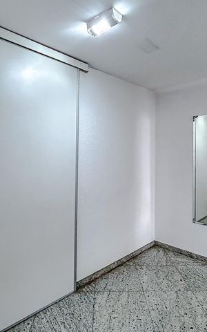 Casa de condomínio à venda com 198m², 3 quartos e 4 vagasSala de Jantar