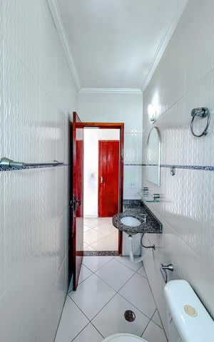 Casa de condomínio à venda com 198m², 3 quartos e 4 vagasBanheiro da Suíte