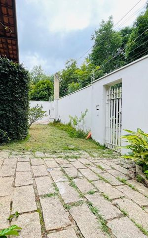 Casa à venda com 590m², 3 quartos e 4 vagas