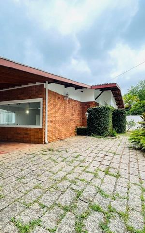 Casa à venda com 590m², 3 quartos e 4 vagas