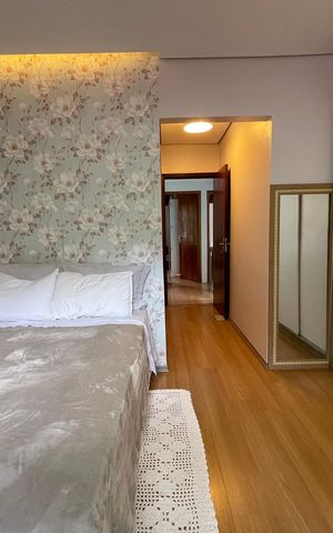 Casa à venda com 200m², 3 quartos e 3 vagas Casa à venda com 200m², 3 quartos e 3 vagasSuíte
