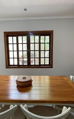 Casa à venda com 200m², 3 quartos e 3 vagas Casa à venda com 200m², 3 quartos e 3 vagasSala de Jantar