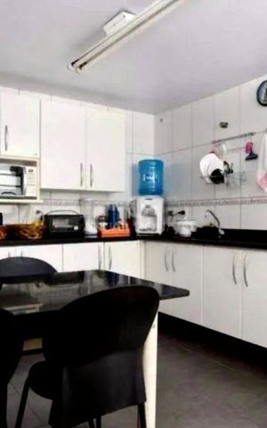 Casa à venda com 450m², 3 quartos e 2 vagas