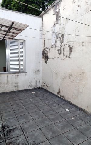 Casa à venda com 200m², 2 quartos e 3 vagasQuintal