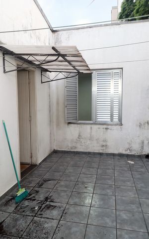 Casa à venda com 200m², 2 quartos e 3 vagasQuintal