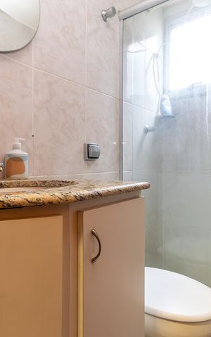 Apartamento à venda com 150m², 2 quartos e 1 vaga Apartamento à venda com 150m², 2 quartos e 1 vagaBanheiro da Suite
