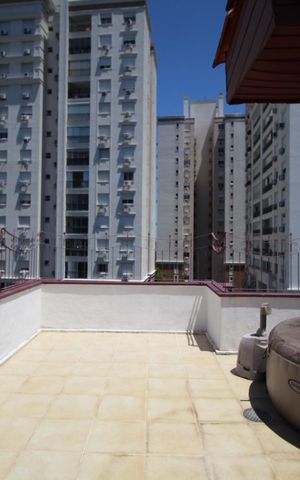 Apartamento à venda com 215m², 3 quartos e 1 vagaCobertura