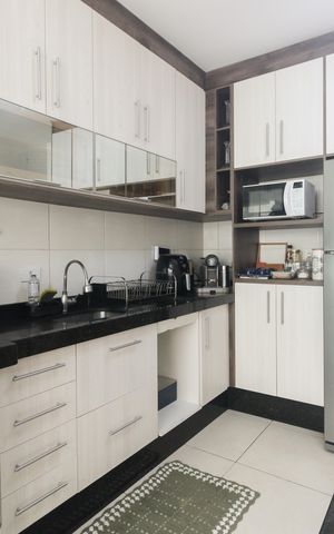Casa à venda com 154m², 3 quartos e 3 vagas Casa à venda com 154m², 3 quartos e 3 vagasCozinha