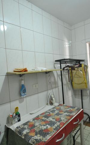 Casa à venda com 242m², 3 quartos e 2 vagasQuarto de Serviço