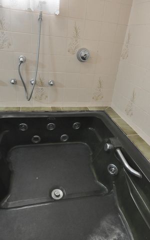 Casa à venda com 242m², 3 quartos e 2 vagasBanheiro Social