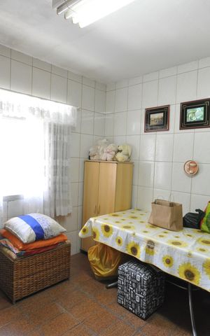 Casa à venda com 242m², 3 quartos e 2 vagasQuarto 3