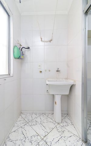 Apartamento à venda com 54m², 2 quartos e 1 vaga Apartamento à venda com 54m², 2 quartos e 1 vagaÁrea de Serviço