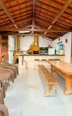Casa à venda com 603m², 6 quartos e 6 vagas