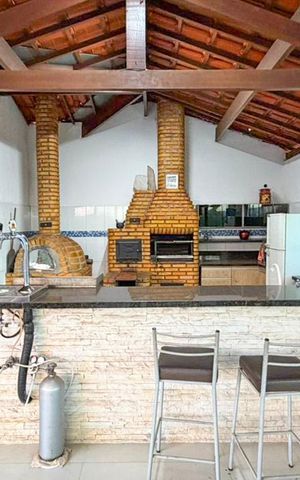 Casa à venda com 603m², 6 quartos e 6 vagas
