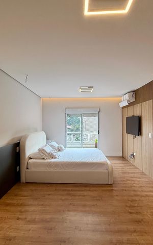 Casa de condomínio à venda com 350m², 4 quartos e 3 vagas Casa de condomínio à venda com 350m², 4 quartos e 3 vagasSuíte 1