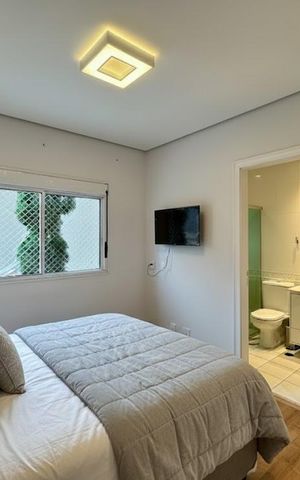 Casa de condomínio à venda com 350m², 4 quartos e 3 vagas Casa de condomínio à venda com 350m², 4 quartos e 3 vagasSuíte 4