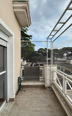 Casa de condomínio à venda com 350m², 4 quartos e 3 vagas Casa de condomínio à venda com 350m², 4 quartos e 3 vagasSacada Suíte 1