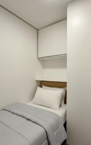 Casa de condomínio à venda com 350m², 4 quartos e 3 vagas Casa de condomínio à venda com 350m², 4 quartos e 3 vagasQuarto de Serviço
