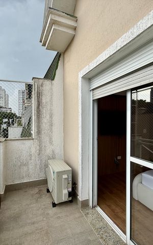 Casa de condomínio à venda com 350m², 4 quartos e 3 vagas Casa de condomínio à venda com 350m², 4 quartos e 3 vagasSacada Suíte 1