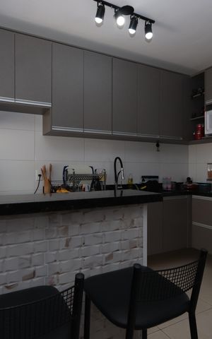 Casa à venda com 77m², 2 quartos e 2 vagasCozinha