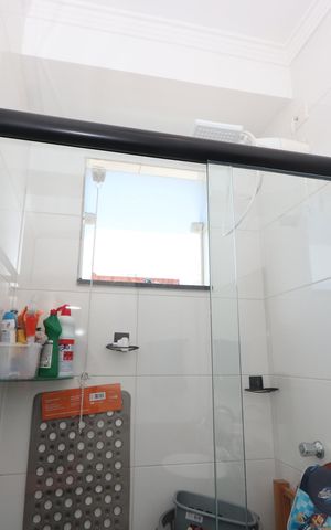 Casa à venda com 77m², 2 quartos e 2 vagasBanheiro da Suíte 2