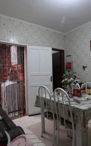Casa para alugar com 230m², 3 quartos e 3 vagasCozinha - casa 2
