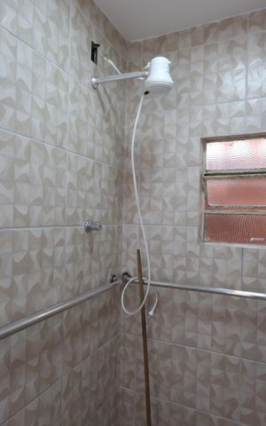 Casa para alugar com 230m², 3 quartos e 3 vagasBanheiro - casa 1