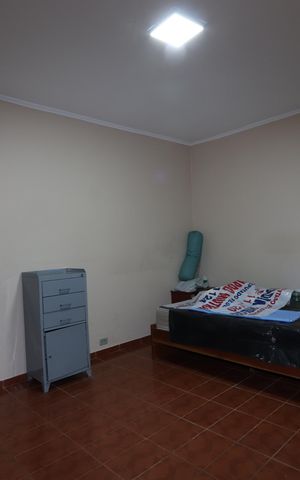 Casa para alugar com 230m², 3 quartos e 3 vagasQuarto - casa 1