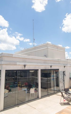 Apartamento para alugar com 265m², 3 quartos e 3 vagas Apartamento para alugar com 265m², 3 quartos e 3 vagasVaranda