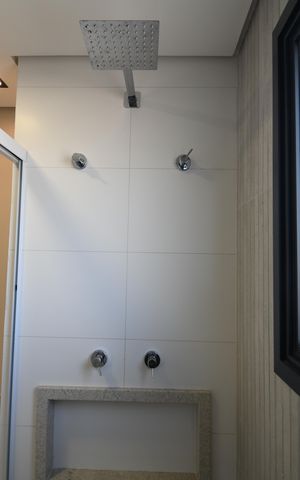 Apartamento à venda com 105m², 2 quartos e 2 vagasBanheiro Suíte 2