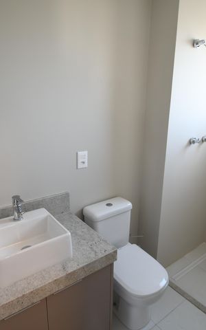 Apartamento à venda com 105m², 2 quartos e 2 vagasBanheiro