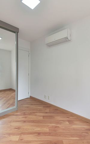 Apartamento à venda com 165m², 4 quartos e 3 vagas Apartamento à venda com 165m², 4 quartos e 3 vagasQuarto 1