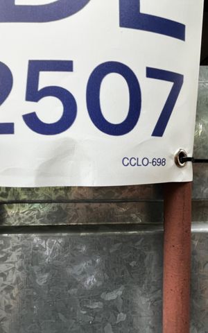 Casa à venda com 128m², 2 quartos e 1 vaga Casa à venda com 128m², 2 quartos e 1 vagaFachada/Placa
