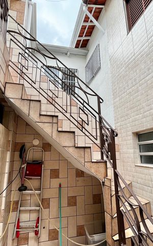 Casa à venda com 128m², 2 quartos e 1 vaga Casa à venda com 128m², 2 quartos e 1 vagaQuintal