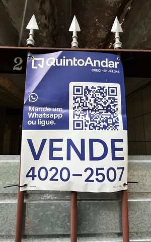 Casa à venda com 128m², 2 quartos e 1 vaga Casa à venda com 128m², 2 quartos e 1 vagaFachada/Placa