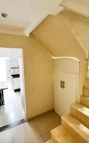 Casa à venda com 128m², 2 quartos e 1 vaga Casa à venda com 128m², 2 quartos e 1 vagaCopa