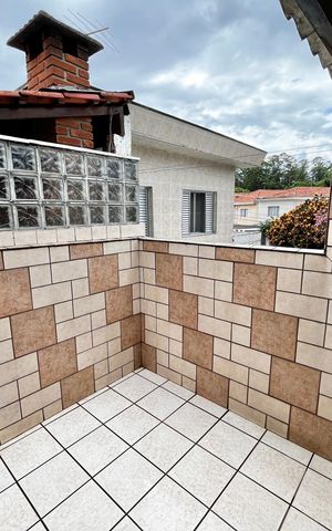 Casa à venda com 128m², 2 quartos e 1 vaga Casa à venda com 128m², 2 quartos e 1 vagaVaranda/Lavanderia