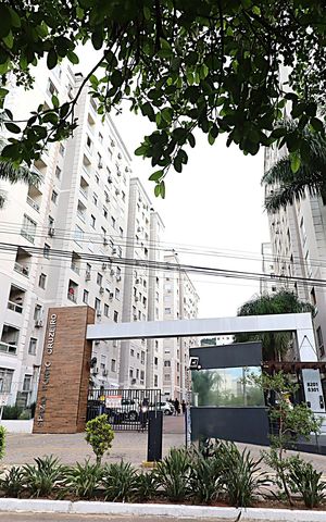 Apartamento para alugar com 50m², 2 quartos e 1 vagaFachada e Portaria