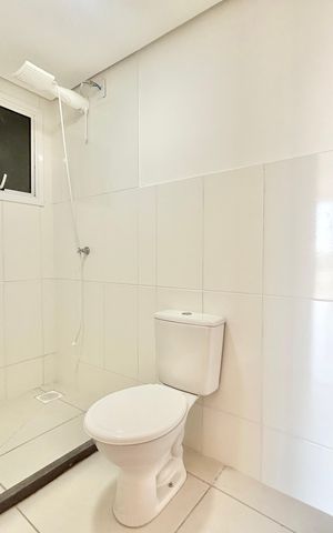 Apartamento à venda com 45m², 2 quartos e 1 vaga Apartamento à venda com 45m², 2 quartos e 1 vagaBanheiro