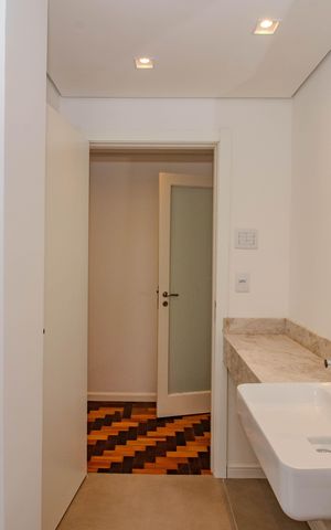 Apartamento à venda com 111m², 3 quartos e sem vaga Apartamento à venda com 111m², 3 quartos e sem vagaBanheiro Social
