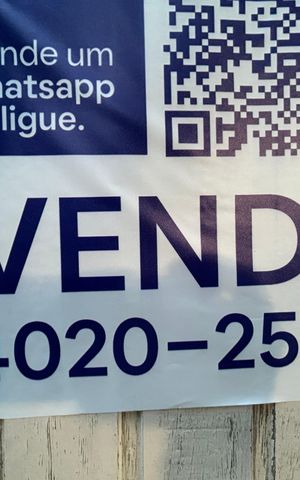 Casa à venda com 130m², 3 quartos e sem vaga Casa à venda com 130m², 3 quartos e sem vagaPlaca