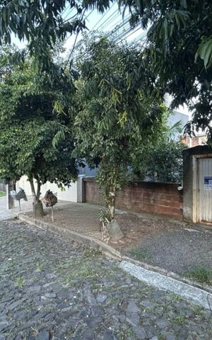 Casa à venda com 130m², 3 quartos e sem vaga Casa à venda com 130m², 3 quartos e sem vagaPlaca