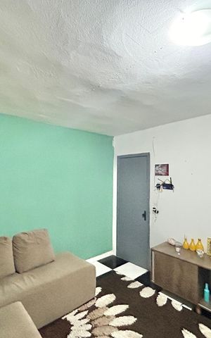 Casa à venda com 130m², 3 quartos e sem vaga Casa à venda com 130m², 3 quartos e sem vagaQuarto
