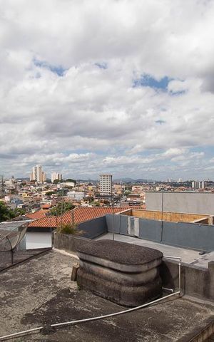 Casa à venda com 189m², 5 quartos e 3 vagas Casa à venda com 189m², 5 quartos e 3 vagasVista