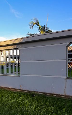 Casa para alugar com 1200m², 6 quartos e 4 vagas Casa para alugar com 1200m², 6 quartos e 4 vagasFachada frente
