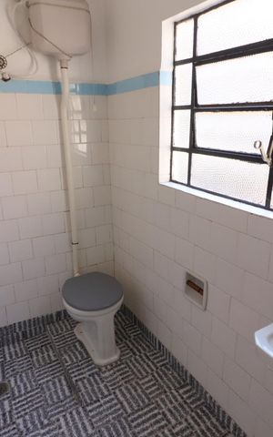 Casa à venda com 245m², 3 quartos e 2 vagasBanheiro 2