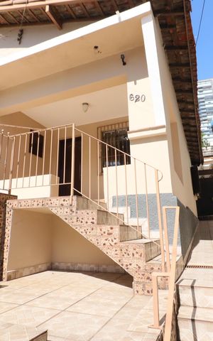 Casa à venda com 245m², 3 quartos e 2 vagasQuintal
