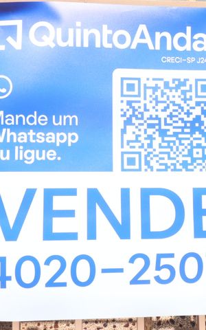 Casa à venda com 245m², 3 quartos e 2 vagasPlaca