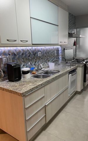 Apartamento à venda com 93m², 2 quartos e 1 vaga Apartamento à venda com 93m², 2 quartos e 1 vagaCozinha