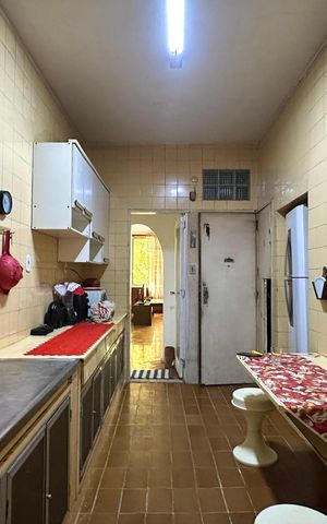 Apartamento à venda com 202m², 4 quartos e 1 vaga